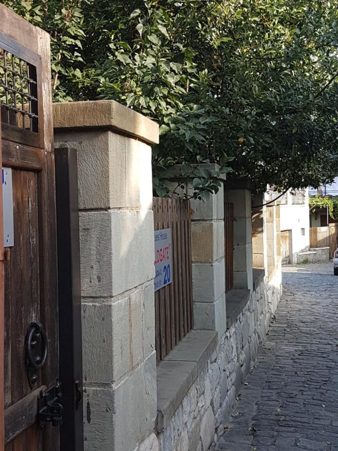 Проживание в семье Guesthouse Old Gate Мцхета-23