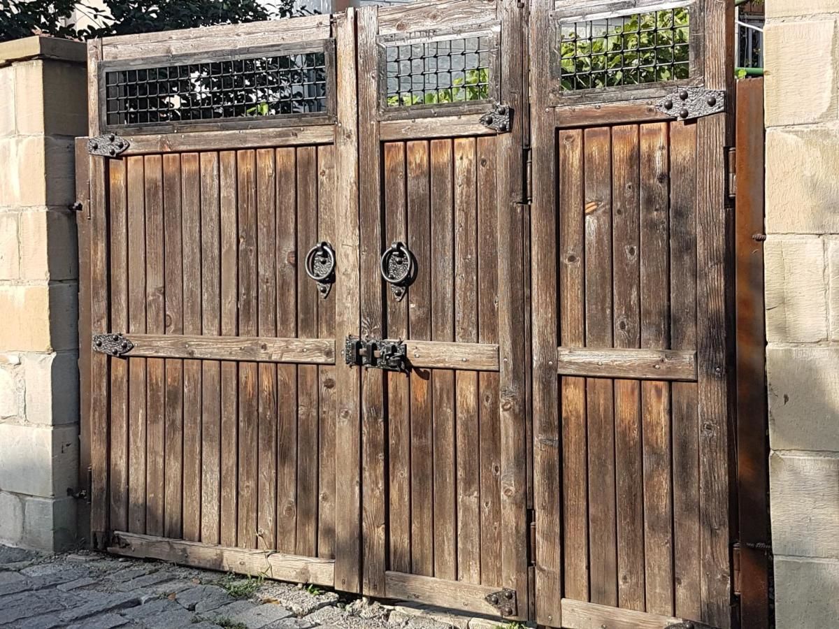 Проживание в семье Guesthouse Old Gate Мцхета-27